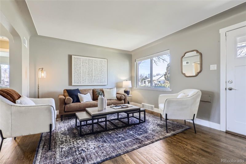 2920 Ivy St, Denver, CO 80207