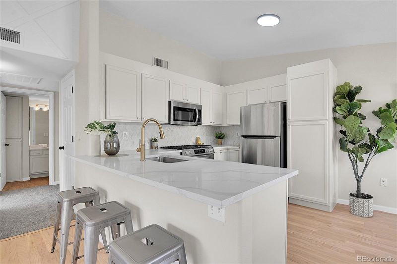 8655 W Berry Ave #202, Littleton, CO 80123