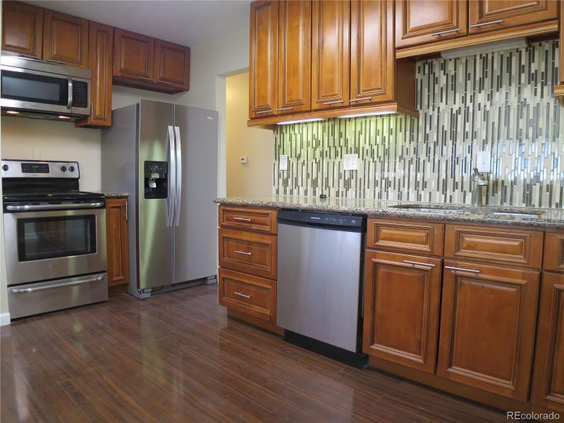 6741 Leyden St, Commerce City, CO 80022