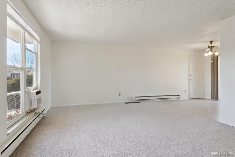 1755 S Yampa Way, Aurora, CO 80017