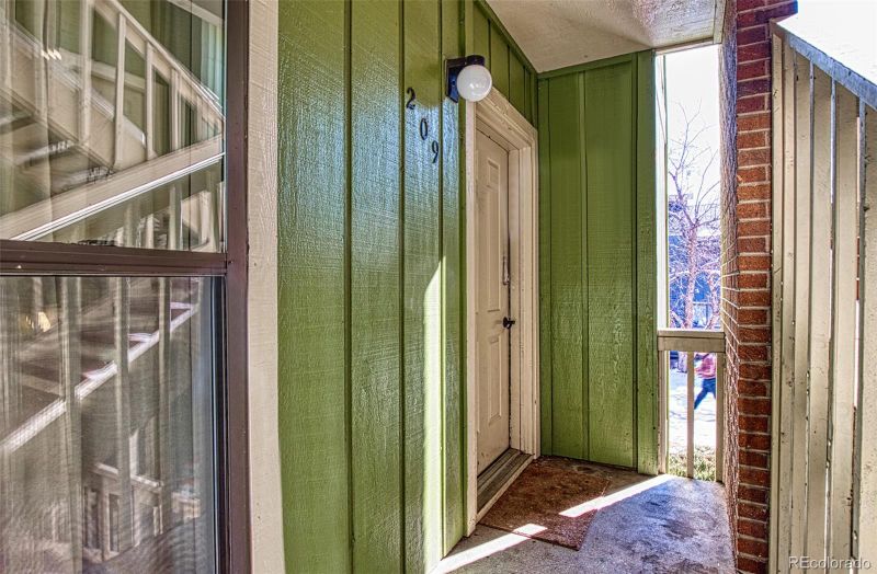 2800 Kalmia Ave #B209, Boulder, CO 80301