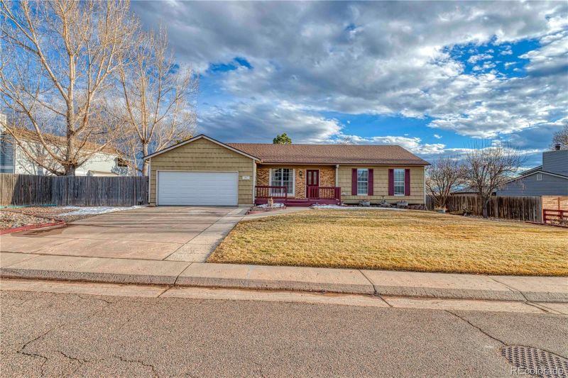 6812 Blue Jay Dr, Parker, CO 80138