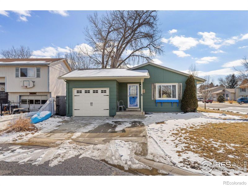 8312 Mummy Range Dr, Fort Collins, CO 80528