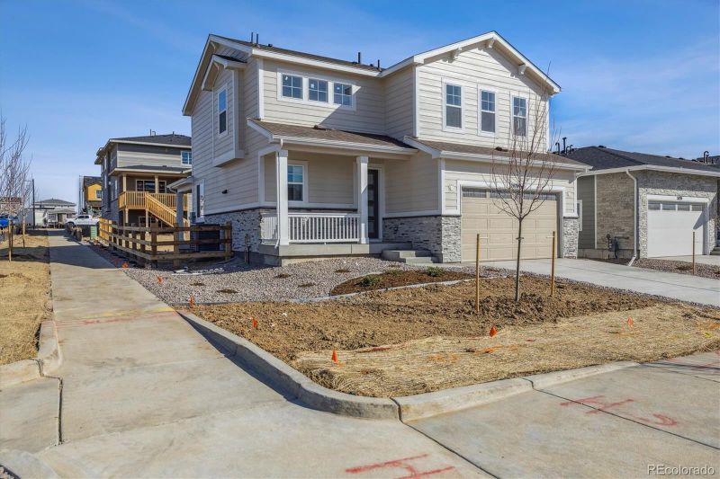 24709 E 39th Ave, Aurora, CO 80019