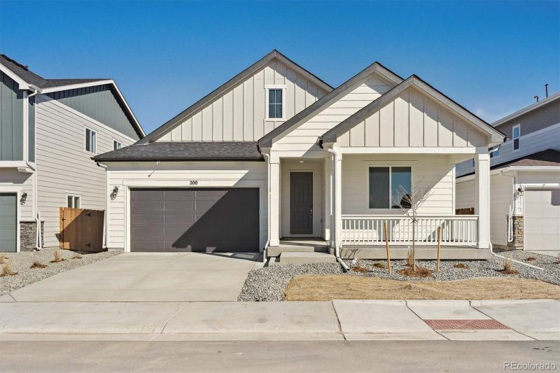 200 Lark Sparrow Way, Bennett, CO 80102