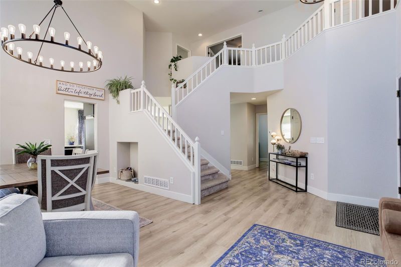 9854 Merimbula St, Highlands Ranch, CO 80130