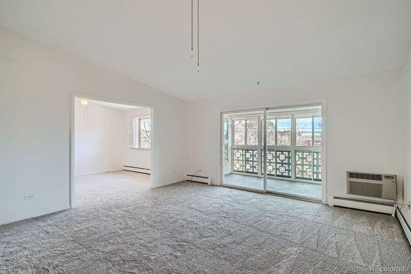 650 S Clinton St #4D, Denver, CO 80247