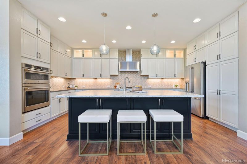 775 Woodgate Dr, Highlands Ranch, CO 80126