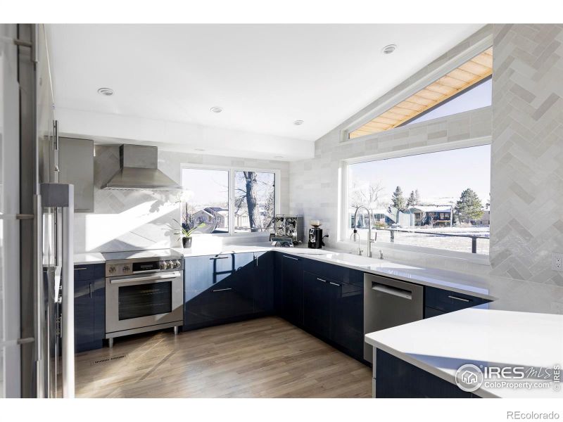 3590 Longwood Ave, Boulder, CO 80305