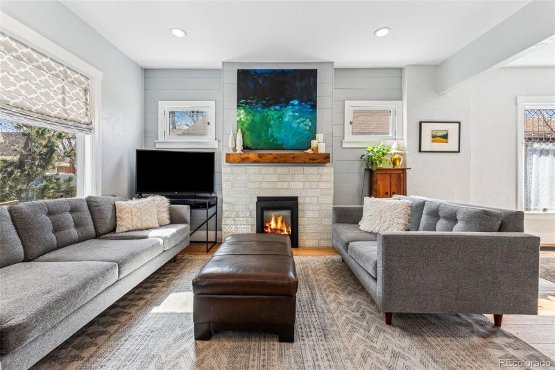 621 S Sherman St, Denver, CO 80209