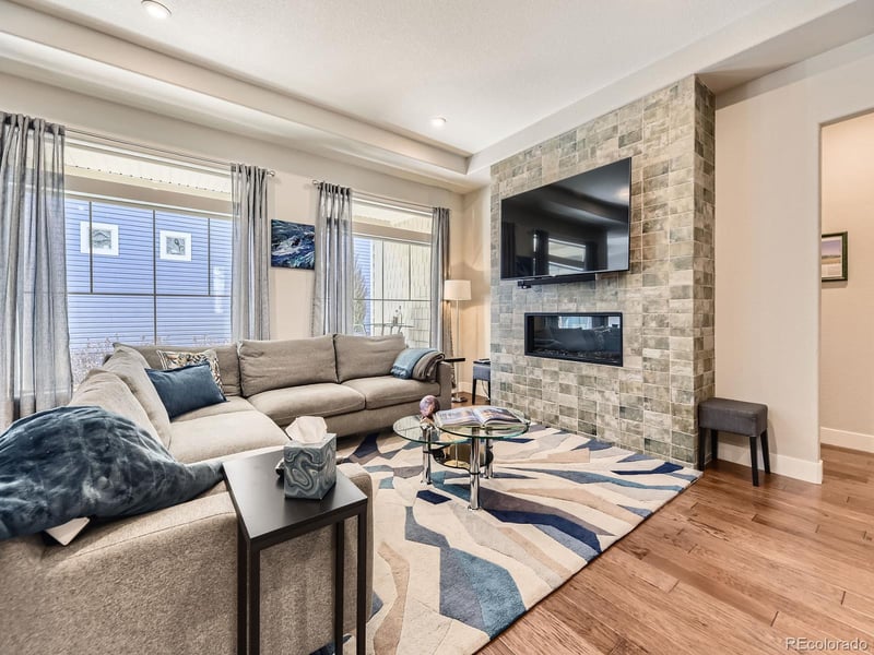 20370 E 52nd Ave, Denver, CO 80249