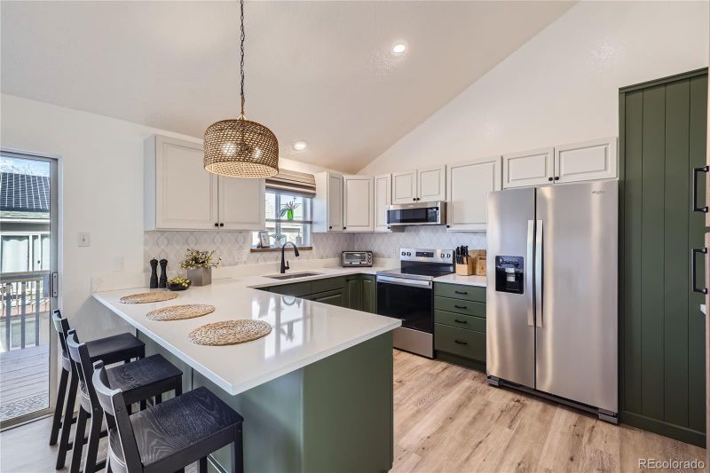 2923 W Bryant Cir, Littleton, CO 80120