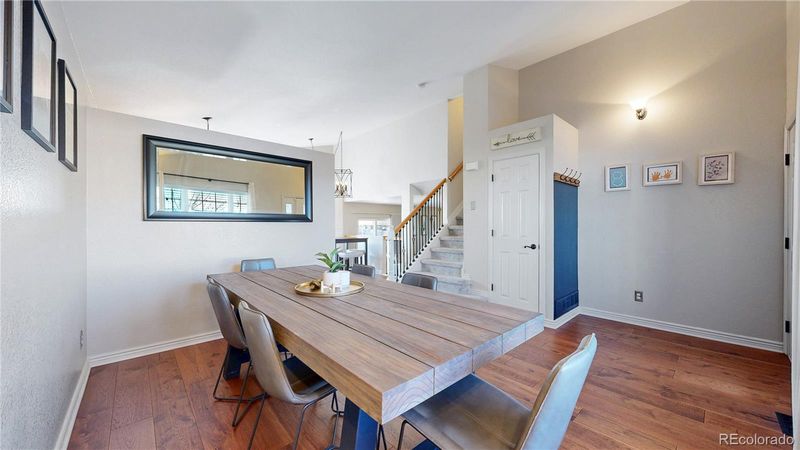 5436 S Versailles Way, Aurora, CO 80015