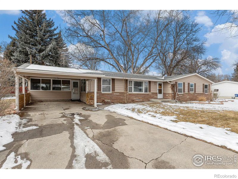 727 Carson Ct, Loveland, CO 80537