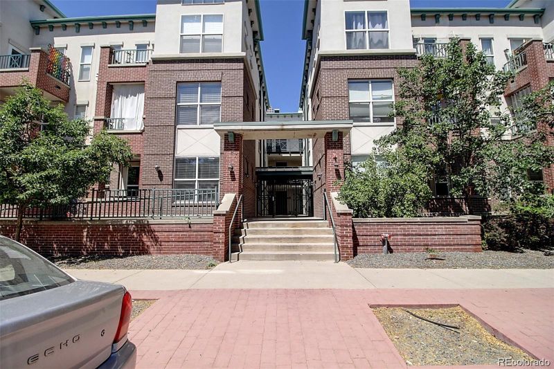 1727 Pearl St #205, Denver, CO 80203