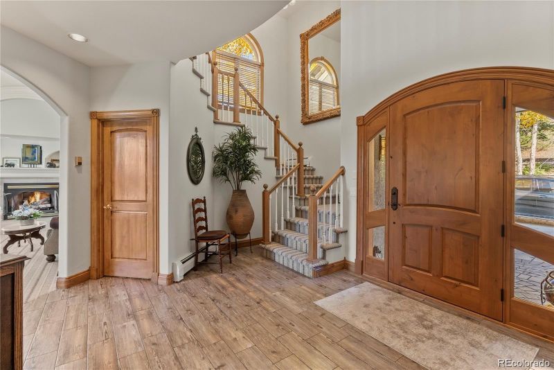 24768 Foothills Dr N, Golden, CO 80401