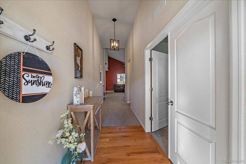 171 N Newbern Way, Aurora, CO 80018