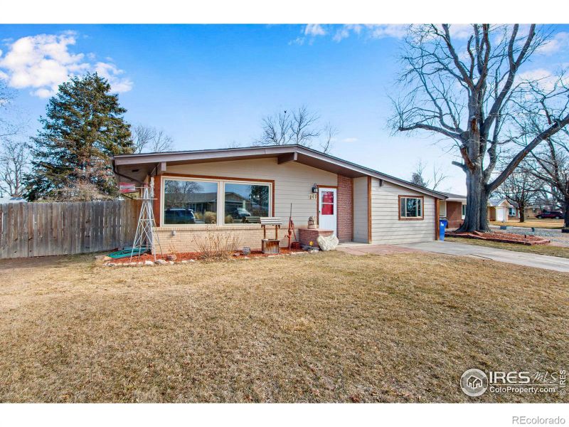 840 10th St, Berthoud, CO 80513