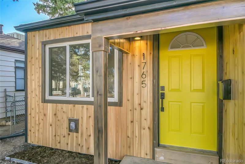 1765 Kingston St, Aurora, CO 80010