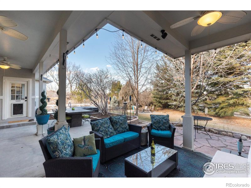 1002 Willow Ct, Longmont, CO 80503