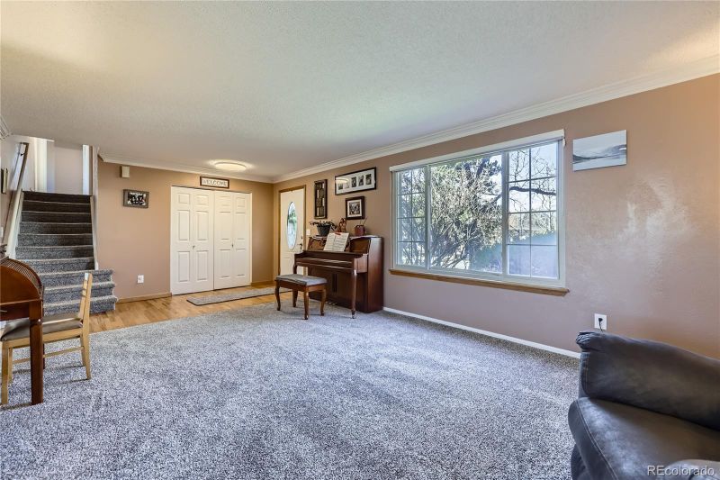 8210 Hoyt Ct, Arvada, CO 80005