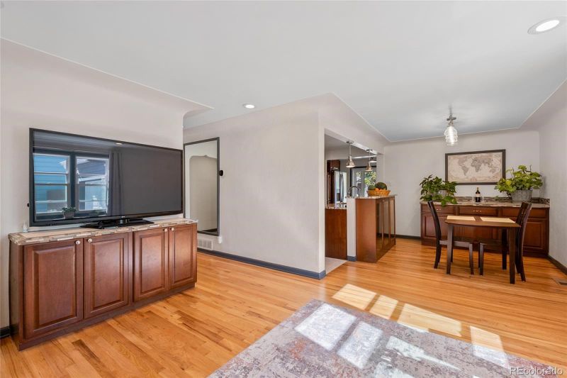 930 S Eliot St, Denver, CO 80219