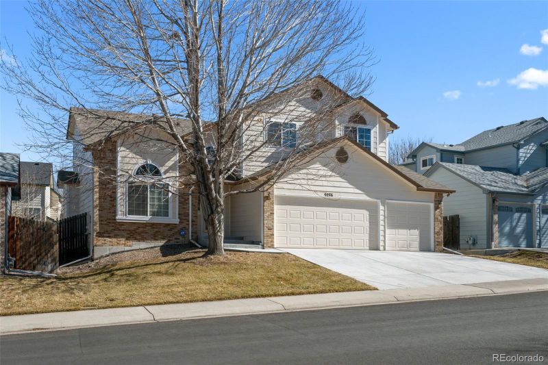 5276 S Danube St, Centennial, CO 80015