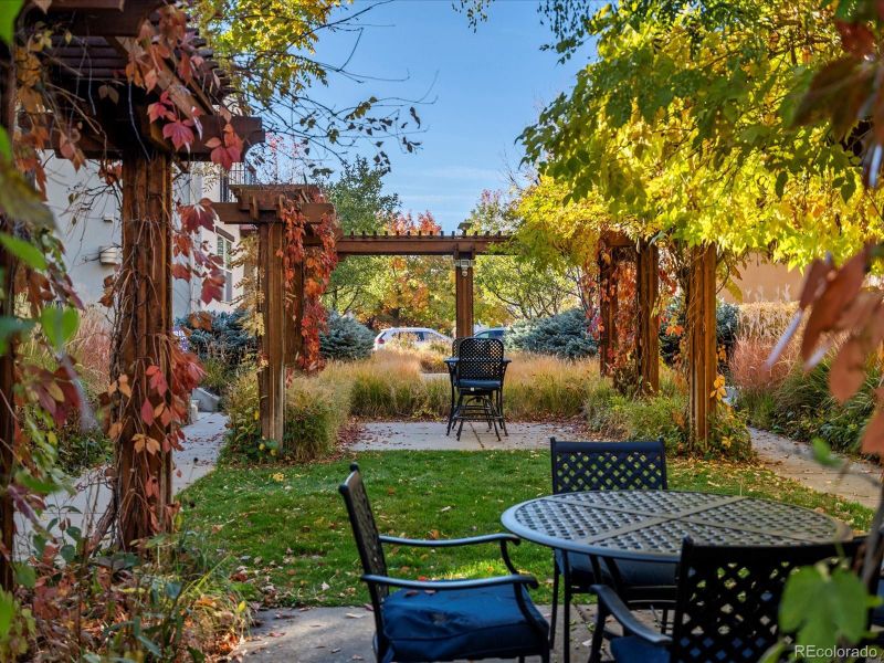 8985 E 29th Pl, Denver, CO 80238