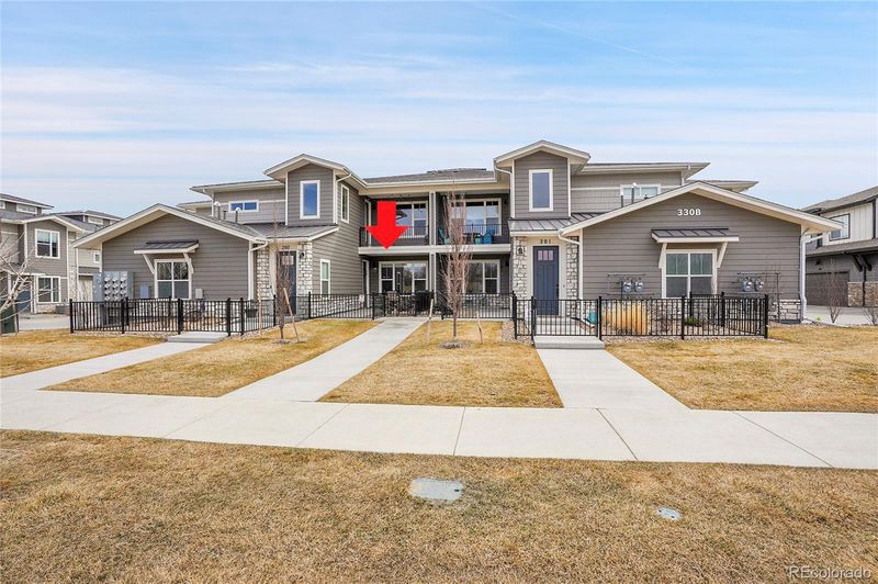 330 High Point Dr #B102, Longmont, CO 80504