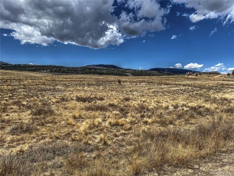 33 Wagon Wheel Rd, Hartsel, CO 80449