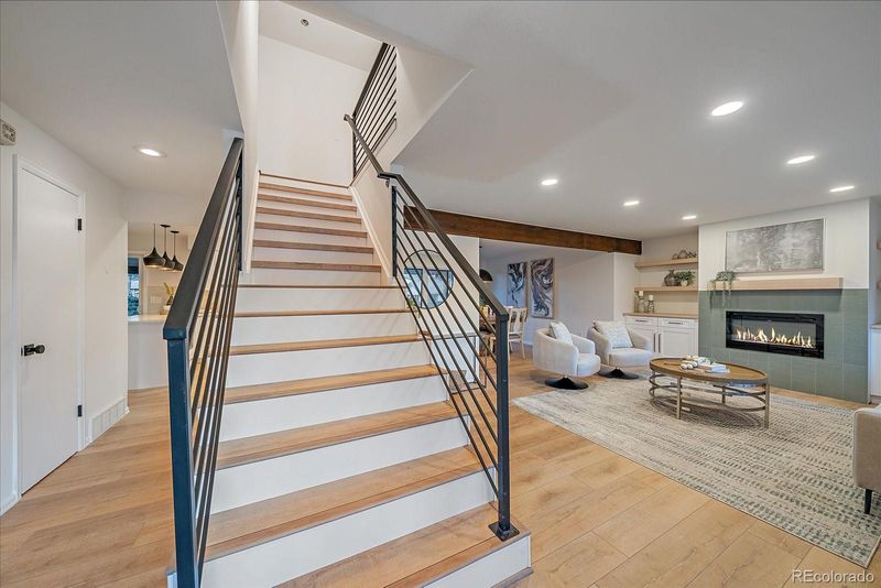 7590 S Reed Ct, Littleton, CO 80128