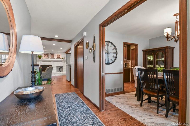 9161 W Hialeah Pl, Littleton, CO 80123