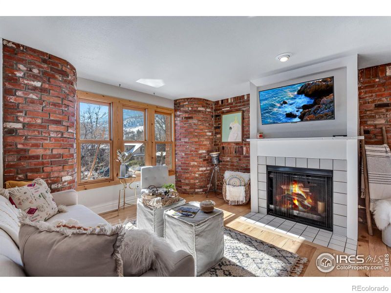 487 Pearl St, Boulder, CO 80302