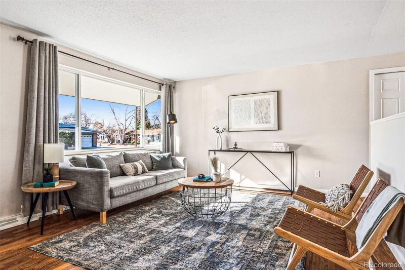 1324 S Niagara St, Denver, CO 80224