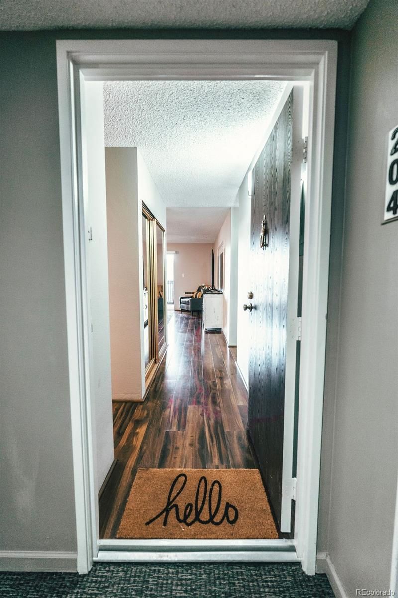 3460 S Poplar St #204, Denver, CO 80224