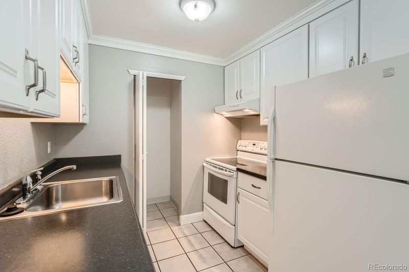 451 Golden Cir #210, Golden, CO 80401