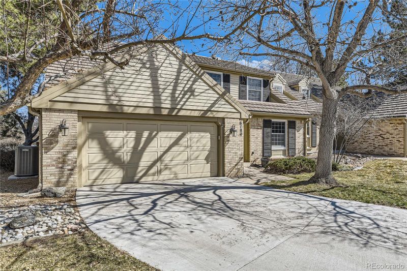 6194 E Briarwood Cir, Centennial, CO 80112