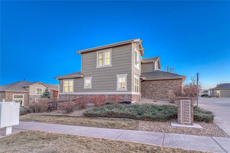 22056 E Jamison Pl, Aurora, CO 80016