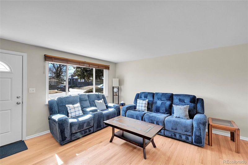 3175 W Stanford Ave, Englewood, CO 80110