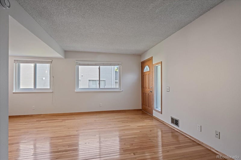 9255 E Lehigh Ave #194, Denver, CO 80237