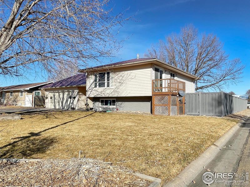 1155 S Bowman Ave, Holyoke, CO 80734