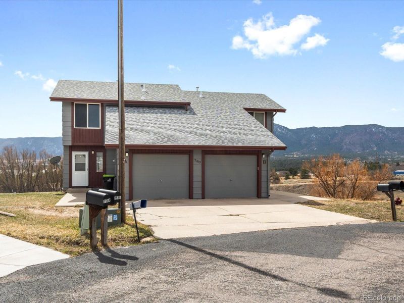 760 Century Pl #A, Monument, CO 80132
