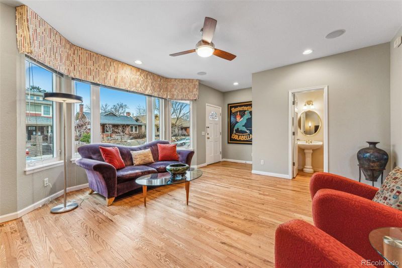 1131 Elizabeth St, Denver, CO 80206