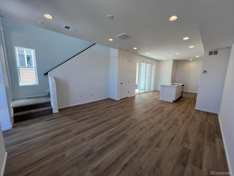 6601 N Netherland St, Aurora, CO 80019
