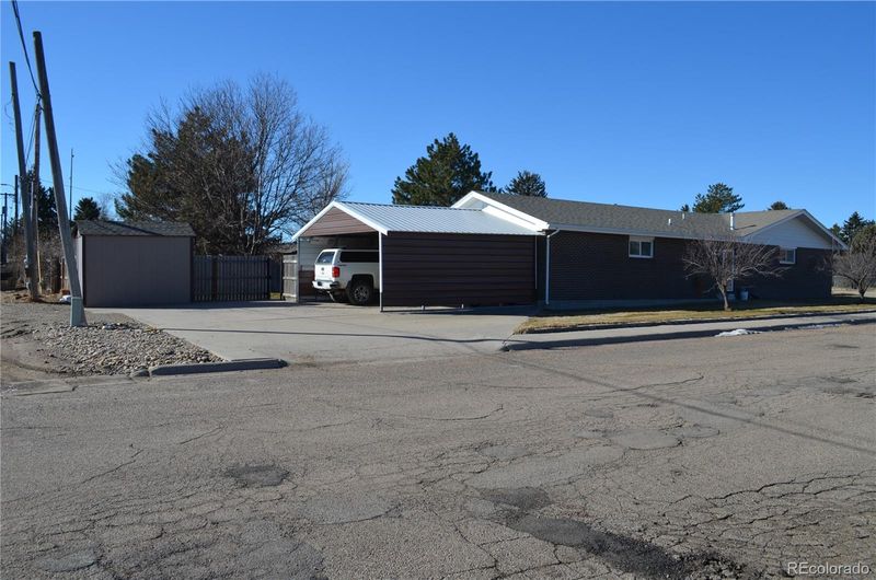 210 S 17th St, Burlington, CO 80807