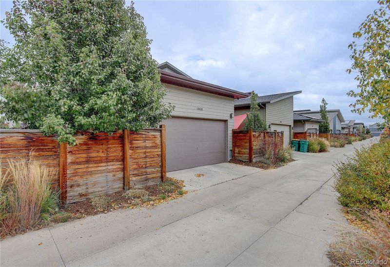 10630 E 26th Ave, Aurora, CO 80010