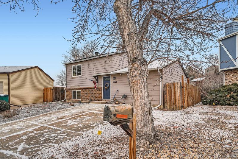 17877 E Oxford Pl, Aurora, CO 80013