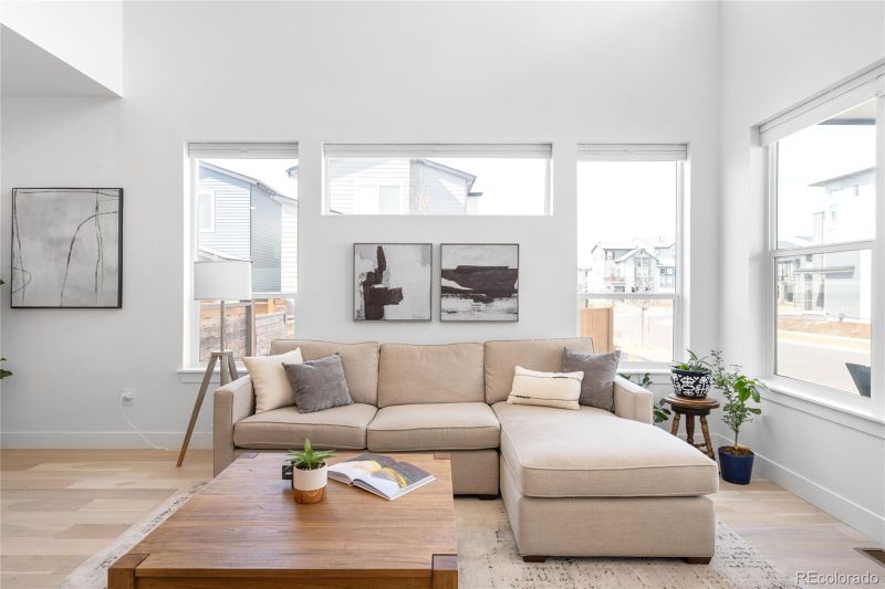 9976 E 63rd Ave, Denver, CO 80238
