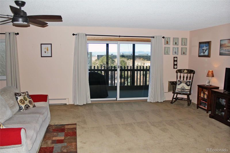 13661 E Marina Dr #605, Aurora, CO 80014