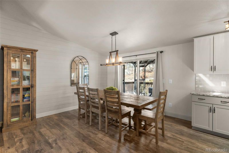 2859 Cagle Dr, Larkspur, CO 80118